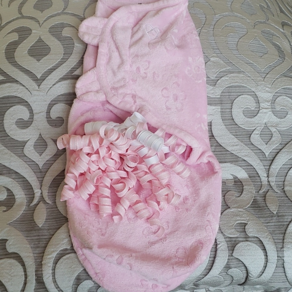 💞Swaddle Me Floral Microfleece Swaddle Size Small